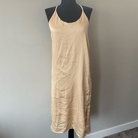 Open Back Dress - Picture 4 of 8